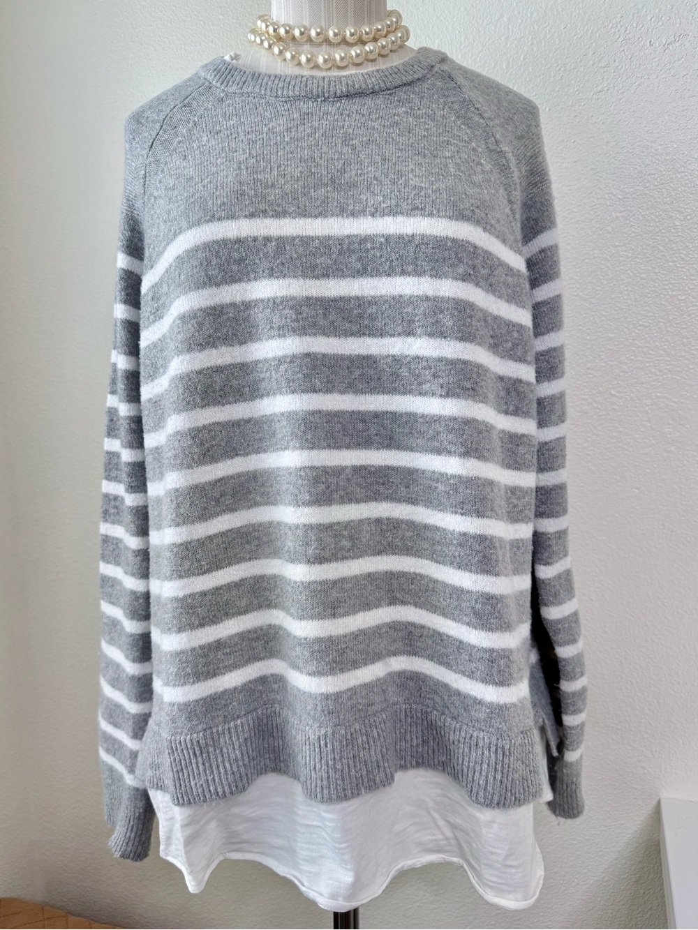 Design History “Two-Fer” Striped Sweater Crewneck Grey White Layered Hem Size L